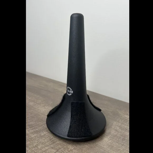 Trumpet Stand - Picture 3 of 5